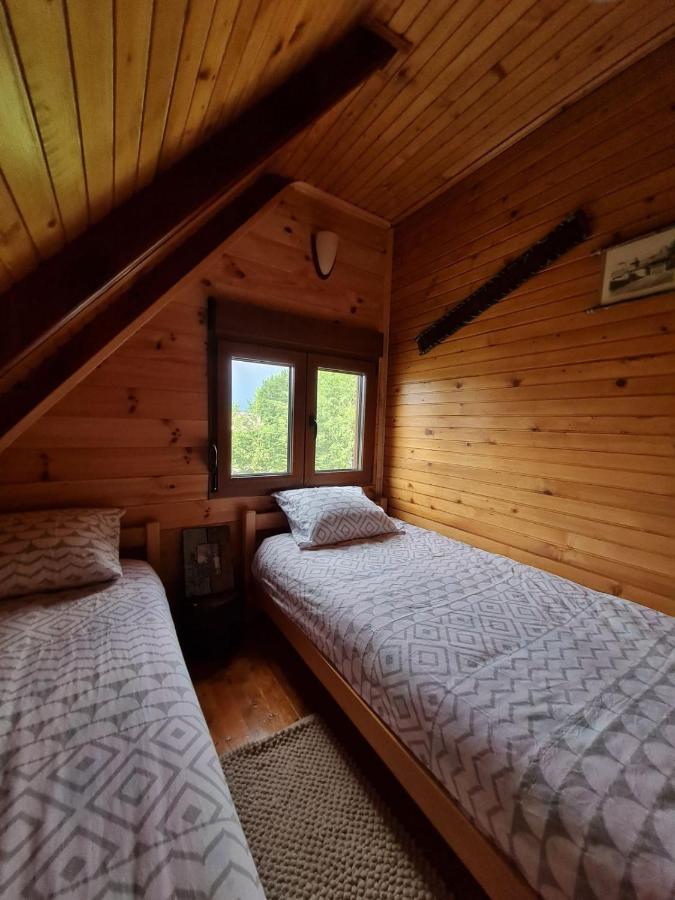 Vikendica Mountain Star